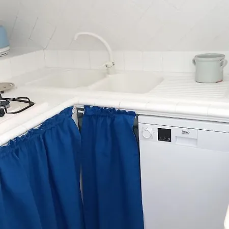 Lamia Nina Casa de Férias
