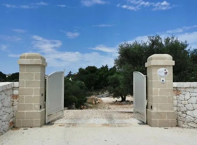 Lamia Nina * Cisternino